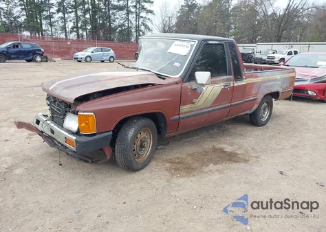 1984 Toyota Pickup Xtracab Rn56 Sr5 z USA, uszkodzony, nr VIN JT4RN56S1E0074551